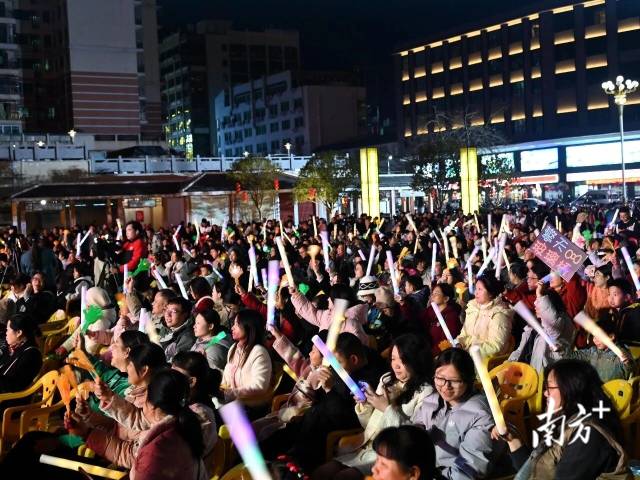 流行音樂會人氣旺。